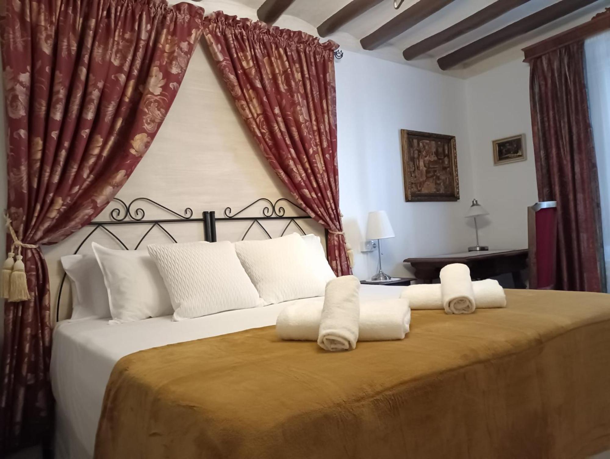Casa Rural La Casona Urrea de Gaen Extérieur photo