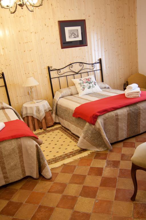 Casa Rural La Casona Urrea de Gaen Chambre photo