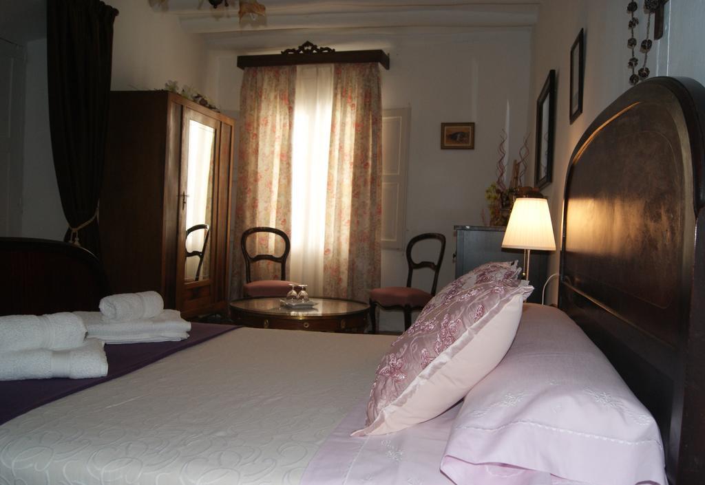 Casa Rural La Casona Urrea de Gaen Chambre photo