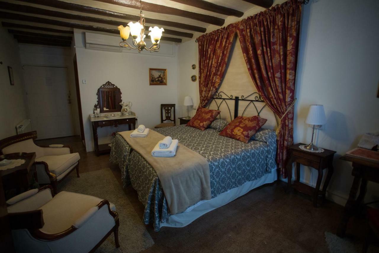 Casa Rural La Casona Urrea de Gaen Extérieur photo