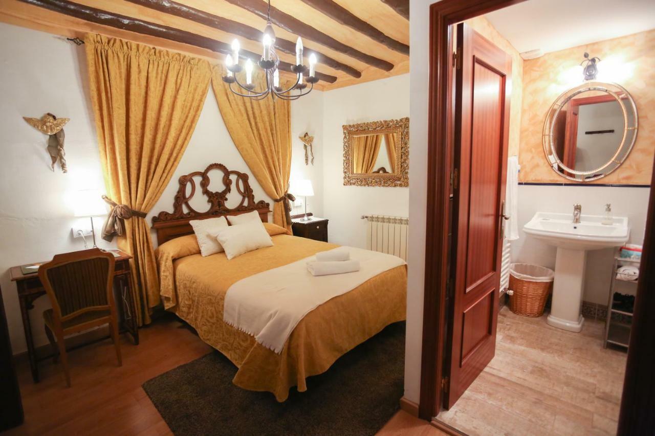 Casa Rural La Casona Urrea de Gaen Extérieur photo